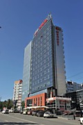 Спа-отель "Мелиот" г.Челябинск ул. Салавата Юлаева, 17г. Поставка дверей "AquaDoor"